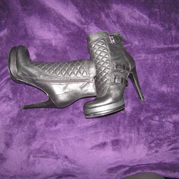 Nine West Aspida Black Quilted High Ankle Boots - Picture 4 of 7